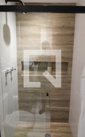 Apartamento à venda com 64m², 2 quartos e 1 vagaQuarto 2 - Banheiro