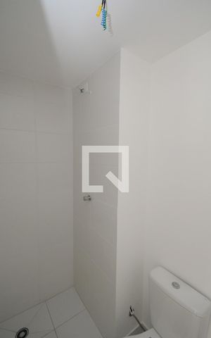 Apartamento para alugar com 37m², 2 quartos e sem vagaBanheiro