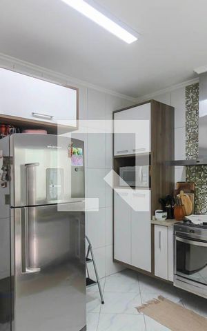 Casa à venda com 117m², 3 quartos e 2 vagas Casa à venda com 117m², 3 quartos e 2 vagasCozinha