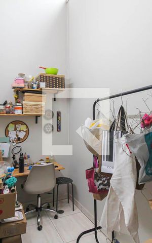 Casa à venda com 117m², 3 quartos e 2 vagas Casa à venda com 117m², 3 quartos e 2 vagasJardim de Inverno