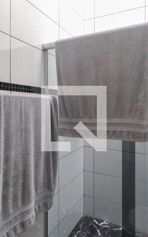 Casa à venda com 117m², 3 quartos e 2 vagas Casa à venda com 117m², 3 quartos e 2 vagasBanheiro da Suíte