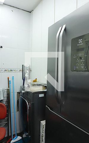 Apartamento para alugar com 68m², 3 quartos e 1 vagaCozinha e Área de Serviço