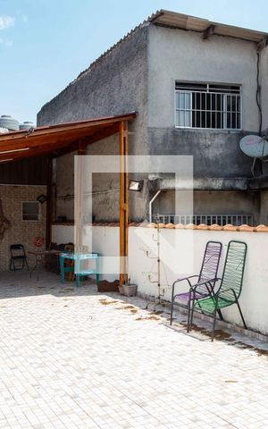 Casa à venda com 158m², 3 quartos e 2 vagasSacada