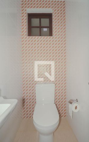Casa à venda com 110m², 2 quartos e 1 vagaLavabo