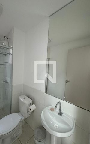Apartamento à venda com 55m², 2 quartos e 1 vaga Apartamento à venda com 55m², 2 quartos e 1 vagaBanheiro