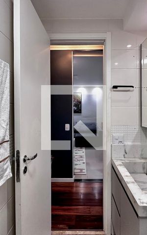 Apartamento para alugar com 63m², 3 quartos e 1 vaga Apartamento para alugar com 63m², 3 quartos e 1 vagaBanheiro Social