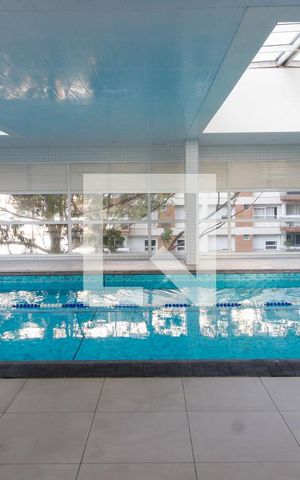 Studio para alugar com 40m², 1 quarto e 1 vaga Studio para alugar com 40m², 1 quarto e 1 vagaÁrea comum - Piscina