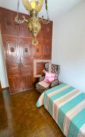 Apartamento à venda com 400m², 5 quartos e 3 vagas Apartamento à venda com 400m², 5 quartos e 3 vagasQuarto 3