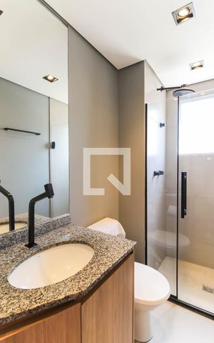Apartamento à venda com 60m², 2 quartos e 1 vaga Apartamento à venda com 60m², 2 quartos e 1 vagaBanheiro