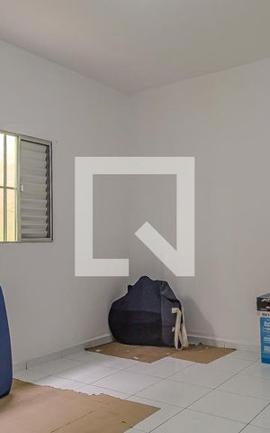Casa à venda com 215m², 5 quartos e 2 vagas Casa à venda com 215m², 5 quartos e 2 vagasEdícula