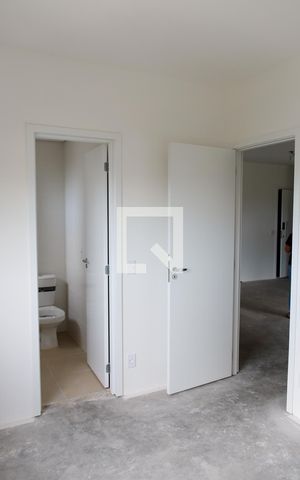 Apartamento à venda com 95m², 2 quartos e 2 vagas Apartamento à venda com 95m², 2 quartos e 2 vagasQuarto 2 - Suíte