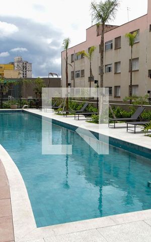 Apartamento à venda com 95m², 2 quartos e 2 vagas Apartamento à venda com 95m², 2 quartos e 2 vagasÁrea comum - Piscina