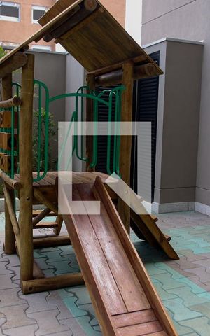 Apartamento à venda com 95m², 2 quartos e 2 vagas Apartamento à venda com 95m², 2 quartos e 2 vagasÁrea comum - Playground