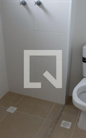 Apartamento à venda com 95m², 2 quartos e 2 vagas Apartamento à venda com 95m², 2 quartos e 2 vagasBanheiro da Suíte 2