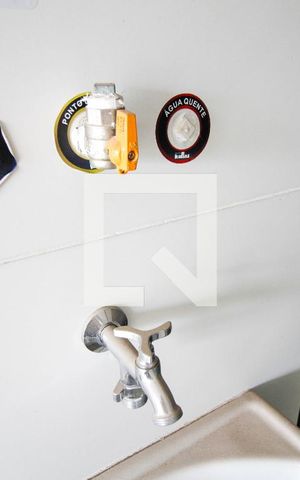 Apartamento à venda com 74m², 2 quartos e 1 vaga Apartamento à venda com 74m², 2 quartos e 1 vagaÁrea de Serviço