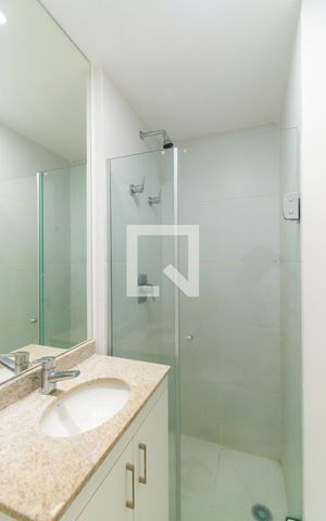 Studio para alugar com 24m², 1 quarto e sem vaga Studio para alugar com 24m², 1 quarto e sem vagaBanheiro