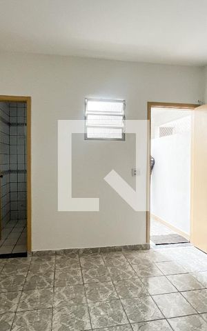 Apartamento para alugar com 40m², 1 quarto e sem vaga Apartamento para alugar com 40m², 1 quarto e sem vagaCozinha