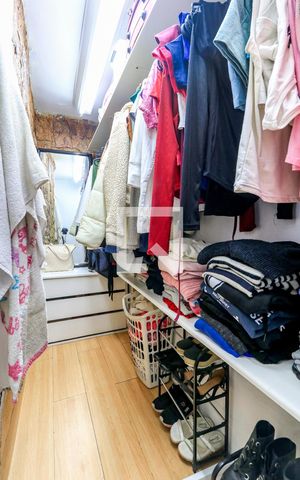 Casa à venda com 200m², 3 quartos e 1 vaga Casa à venda com 200m², 3 quartos e 1 vagaCloset da Suíte 1
