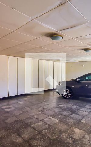 Casa para alugar com 1000m², 4 quartos e 6 vagasGaragem