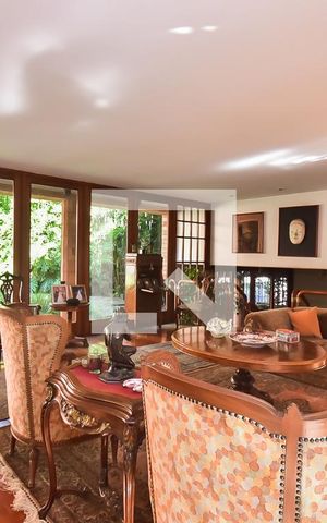 Casa para alugar com 1000m², 4 quartos e 6 vagasSala