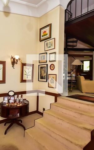 Casa para alugar com 1000m², 4 quartos e 6 vagasSuíte 4