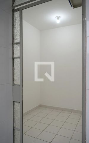 Apartamento à venda com 70m², 2 quartos e sem vagaQuarto da Área de Serviço