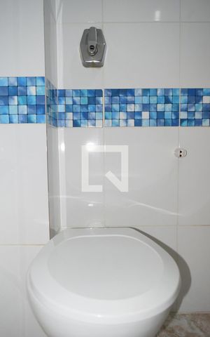 Apartamento à venda com 70m², 2 quartos e sem vagaBanheiro
