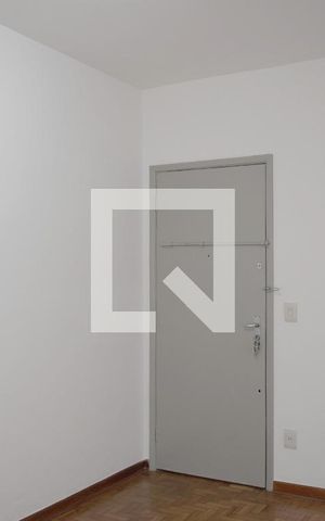 Apartamento à venda com 70m², 2 quartos e sem vagaSala