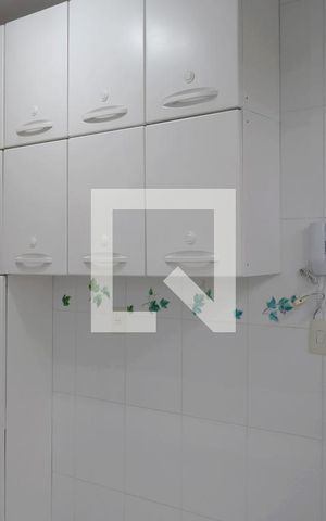 Apartamento à venda com 70m², 2 quartos e sem vagaCozinha
