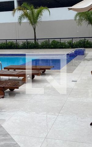 Apartamento à venda com 47m², 1 quarto e 1 vaga Apartamento à venda com 47m², 1 quarto e 1 vagaPiscina