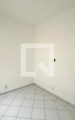 Casa à venda com 200m², 5 quartos e 3 vagas Casa à venda com 200m², 5 quartos e 3 vagasQuarto 4