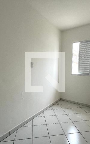 Casa à venda com 200m², 5 quartos e 3 vagas Casa à venda com 200m², 5 quartos e 3 vagasQuarto de Serviço
