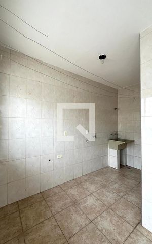 Casa à venda com 200m², 5 quartos e 3 vagas Casa à venda com 200m², 5 quartos e 3 vagasÁrea de Serviço