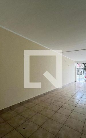 Casa à venda com 200m², 5 quartos e 3 vagas Casa à venda com 200m², 5 quartos e 3 vagasGaragem