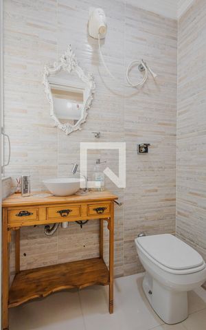 Apartamento à venda com 97m², 2 quartos e sem vagaÁrea de Serviço - Banheiro