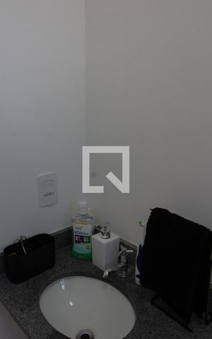 Apartamento à venda com 57m², 2 quartos e 1 vaga Apartamento à venda com 57m², 2 quartos e 1 vagaBANHEIRO Suíte