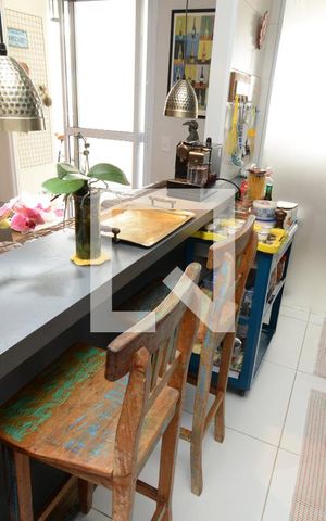Apartamento à venda com 61m², 2 quartos e 1 vagaCozinha