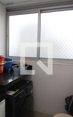 Apartamento à venda com 63m², 2 quartos e 1 vagaÁrea de Serviço
