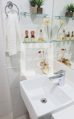 Apartamento à venda com 173m², 3 quartos e 2 vagas Apartamento à venda com 173m², 3 quartos e 2 vagasBanheiro Social