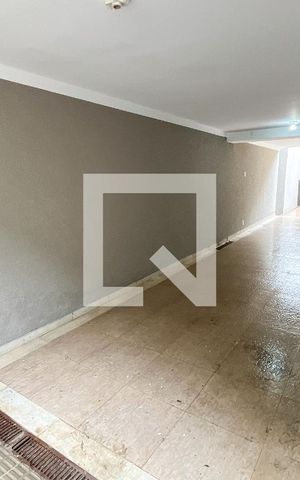 Casa à venda com 127m², 2 quartos e 3 vagas Casa à venda com 127m², 2 quartos e 3 vagasGaragem