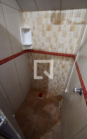 Casa de condomínio para alugar com 40m², 1 quarto e sem vaga Casa de condomínio para alugar com 40m², 1 quarto e sem vagaBanheiro
