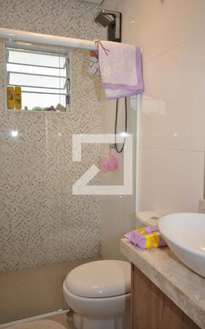 Casa à venda com 300m², 7 quartos e 4 vagasBanheiro 2