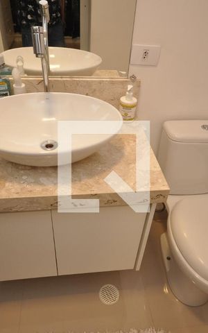 Casa à venda com 300m², 7 quartos e 4 vagasBanheiro do Quarto 2 Suíte