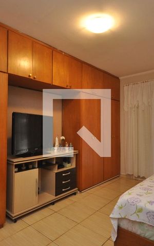 Casa à venda com 300m², 7 quartos e 4 vagasQuarto 4
