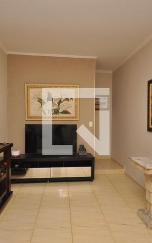 Casa à venda com 300m², 7 quartos e 4 vagasSala 2