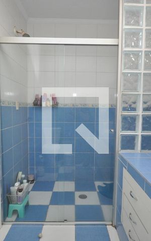 Casa à venda com 300m², 7 quartos e 4 vagasBanheiro 4