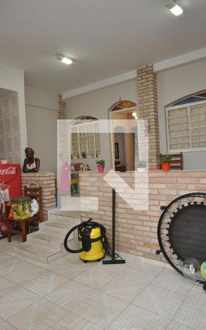 Casa à venda com 300m², 7 quartos e 4 vagasChurrasqueira