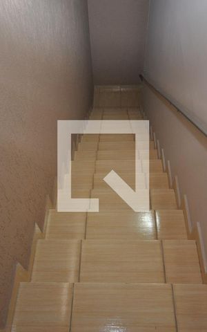 Casa à venda com 300m², 7 quartos e 4 vagasEscada