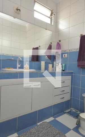 Casa à venda com 300m², 7 quartos e 4 vagasBanheiro 4