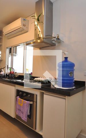Casa à venda com 300m², 7 quartos e 4 vagasCozinha